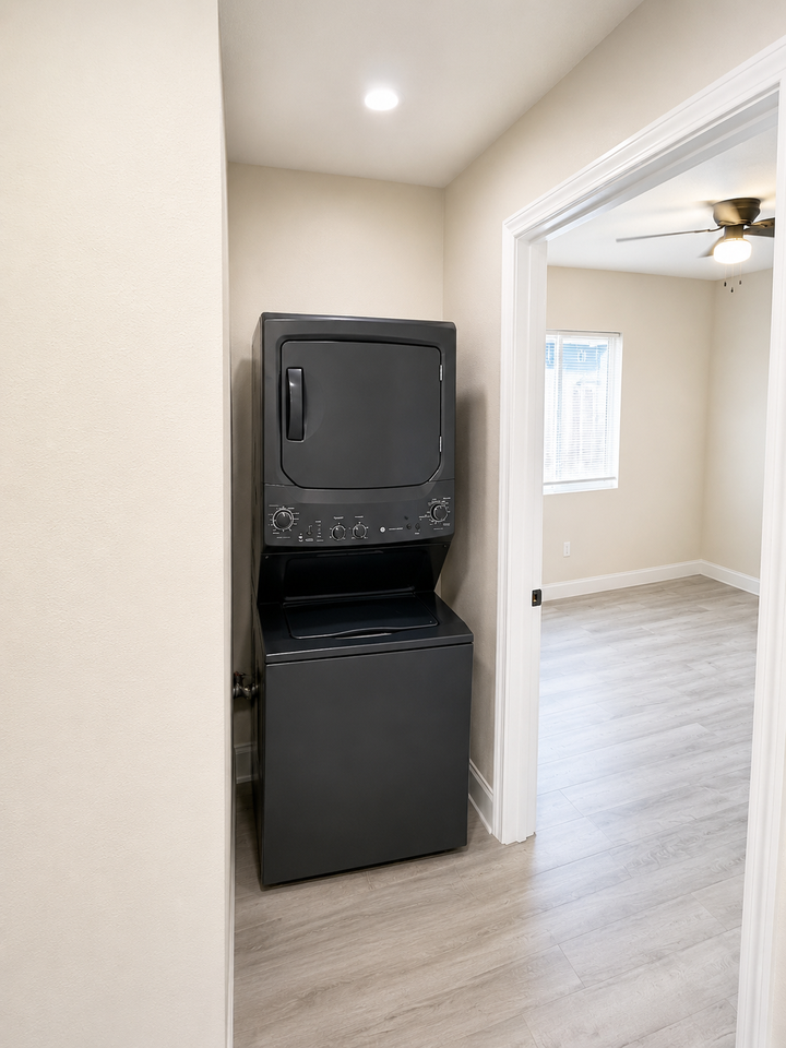 4401 Macadamia Ln #NA - Photo 2 of 6