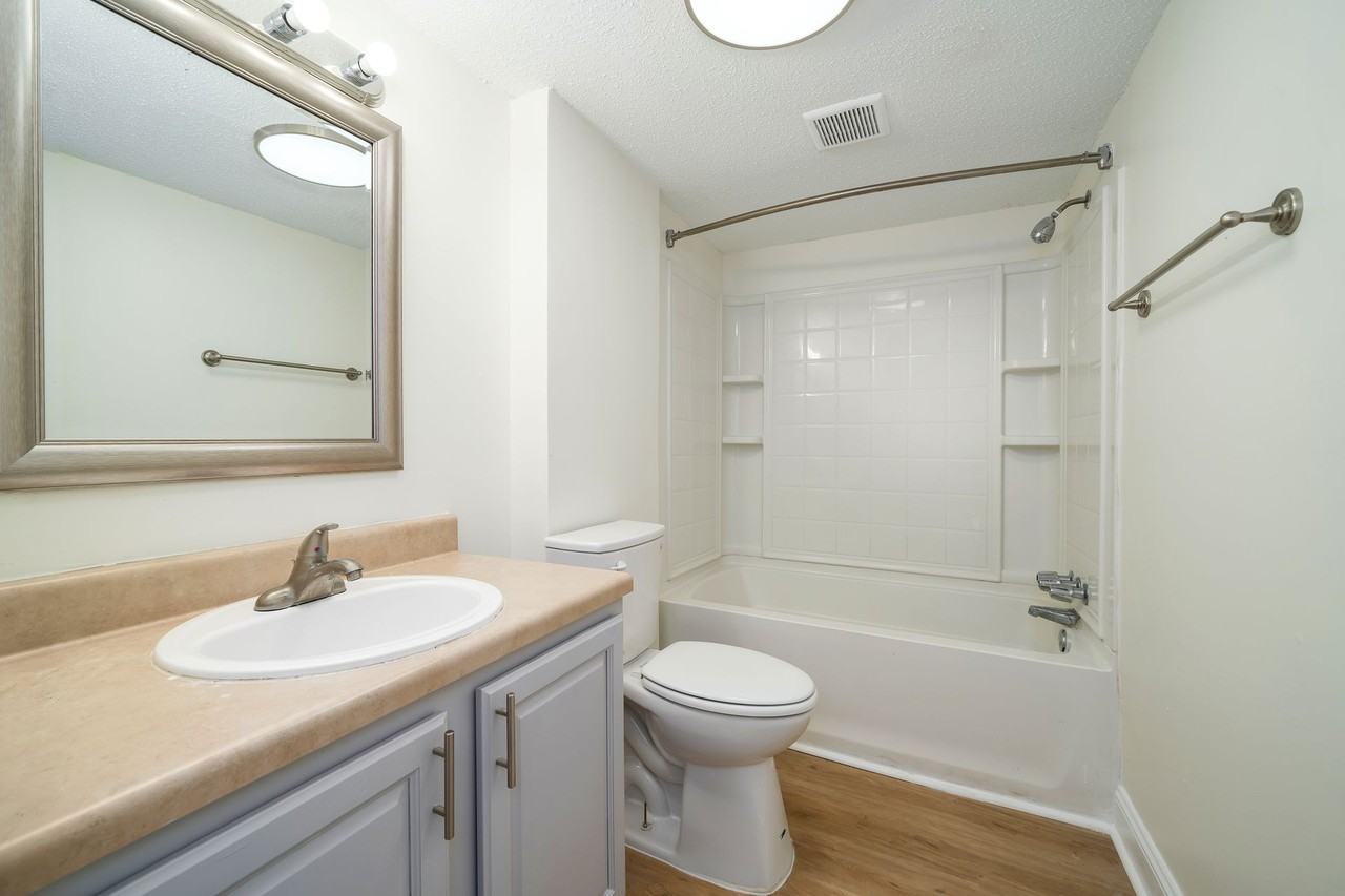 Beacon Pointe Apartments - Photo 7 of 49