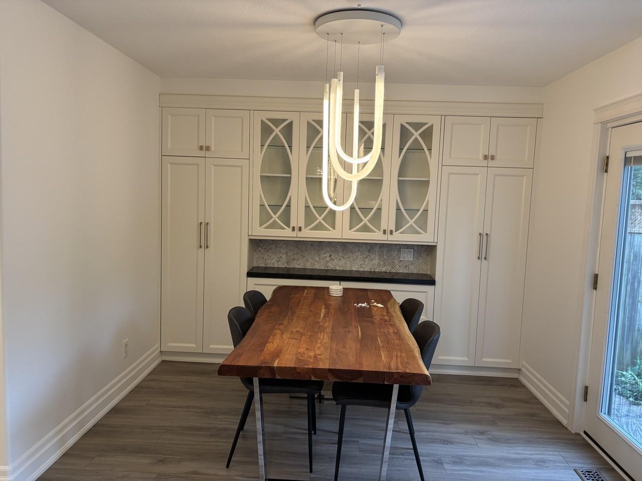 33 Broadway Ave - Photo 5 of 22