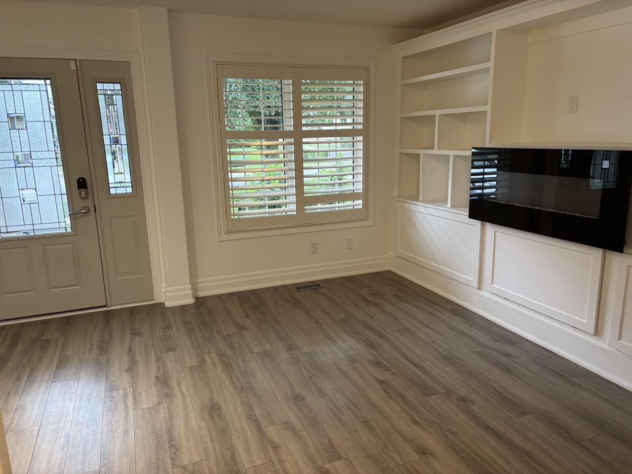 33 Broadway Ave - Photo 6 of 22