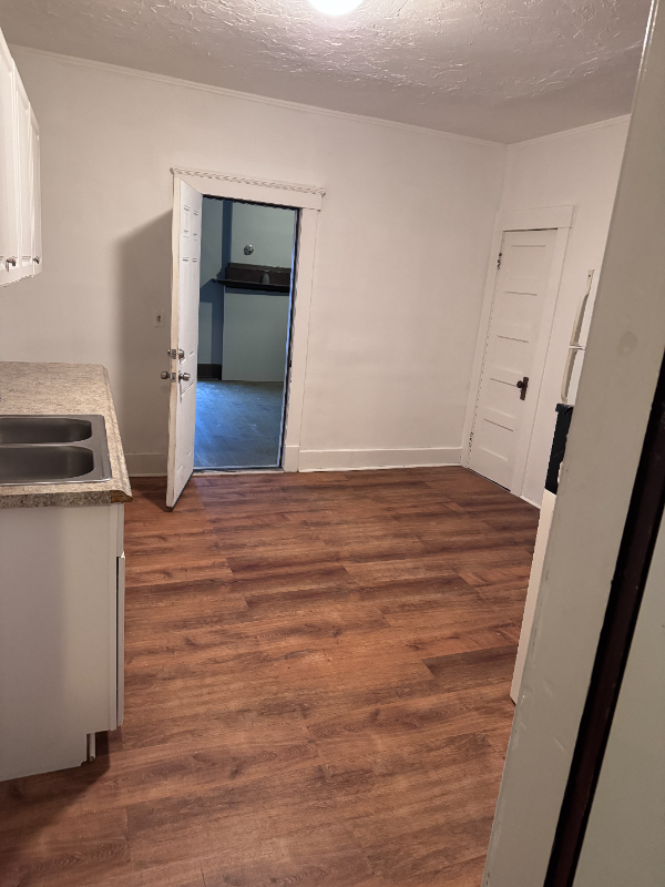 18 Hamilton St #B - Photo 6 of 6