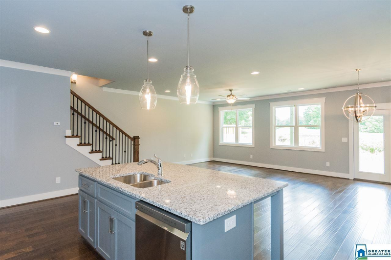 415 Sunbelt Dr - Photo 4 of 27