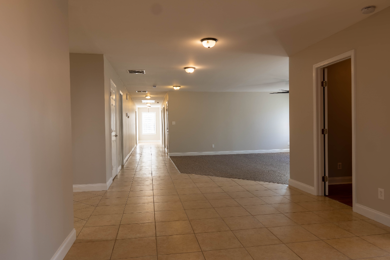3092 Scenic Hwy S - Photo 2 of 11