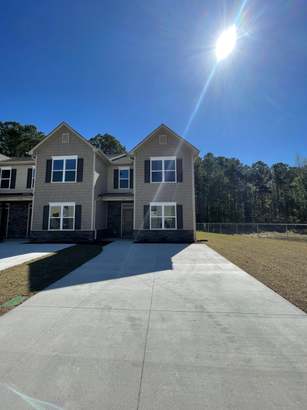 312 Glenellen Loop Rd - Photo 2 of 13
