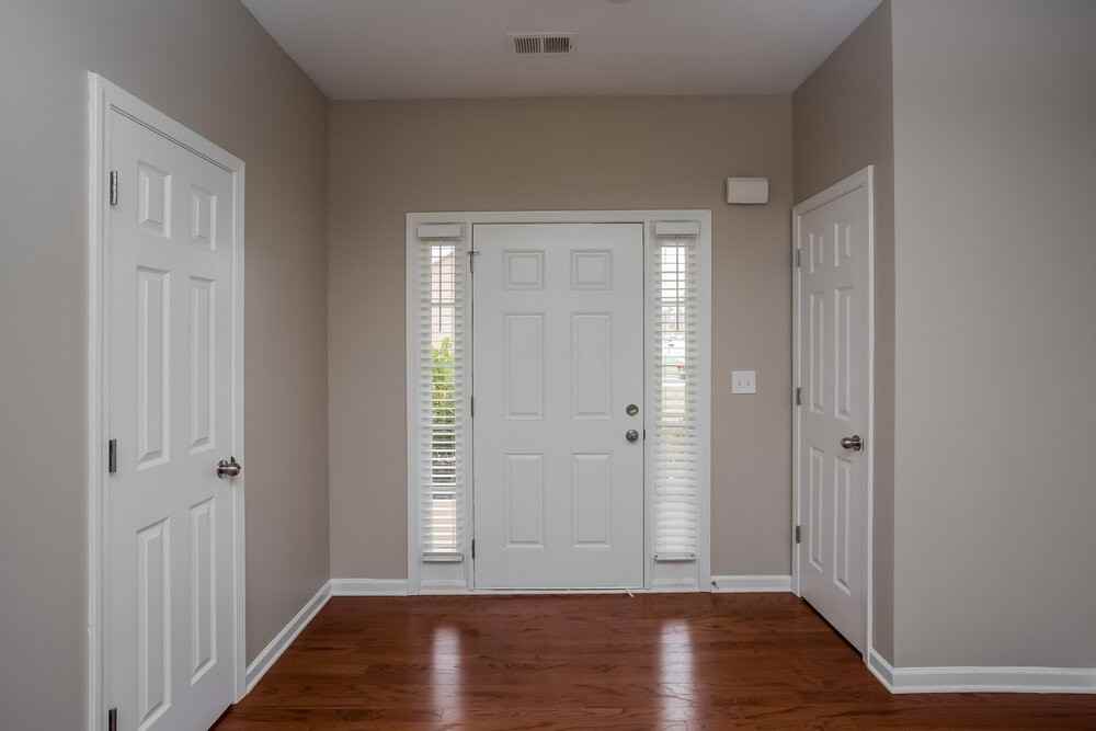 137 Centerra Springs Dr - Photo 2 of 13