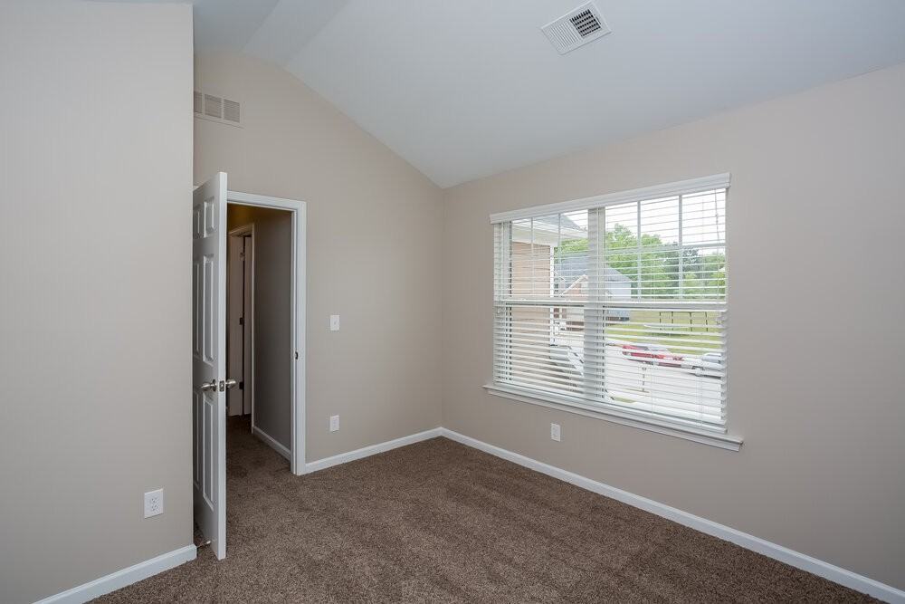 137 Centerra Springs Dr - Photo 6 of 13