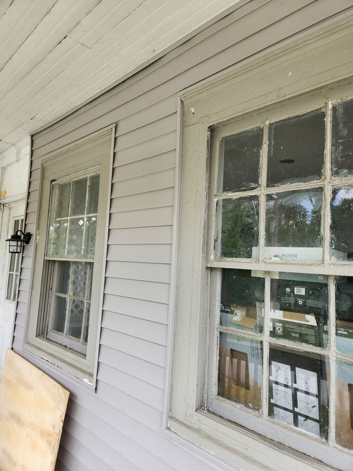 1810 Olive St - Photo 2 of 15