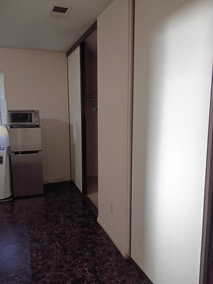 18987 Gold Hill Dr - Photo 2 of 6