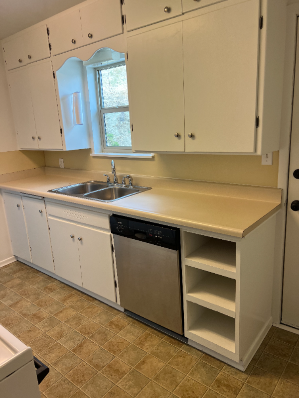 2318 5th St - Photo 5 of 11