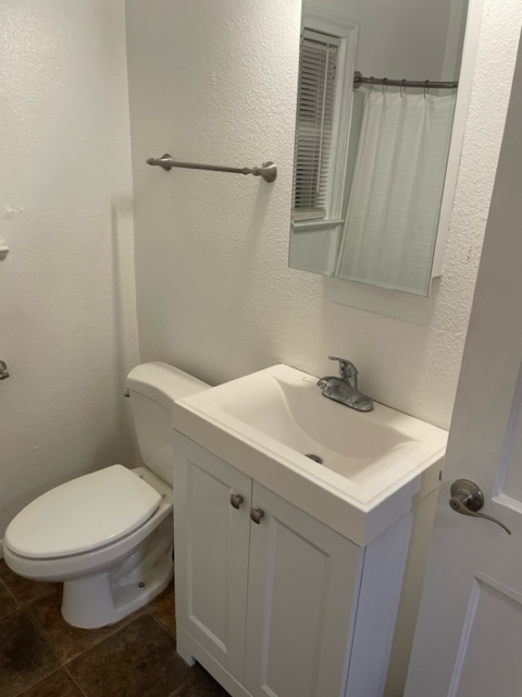 320 Oleander Ave #U - Photo 3 of 11