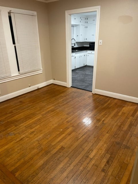 320 Oleander Ave #U - Photo 6 of 11