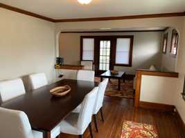 featured image of 366 Inglewood Dr #UP