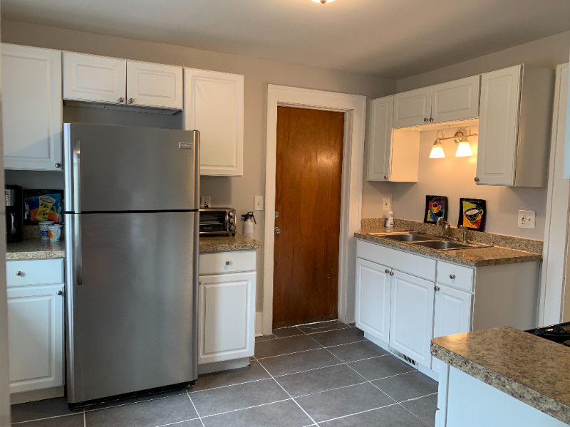 366 Inglewood Dr #UP - Photo 5 of 17