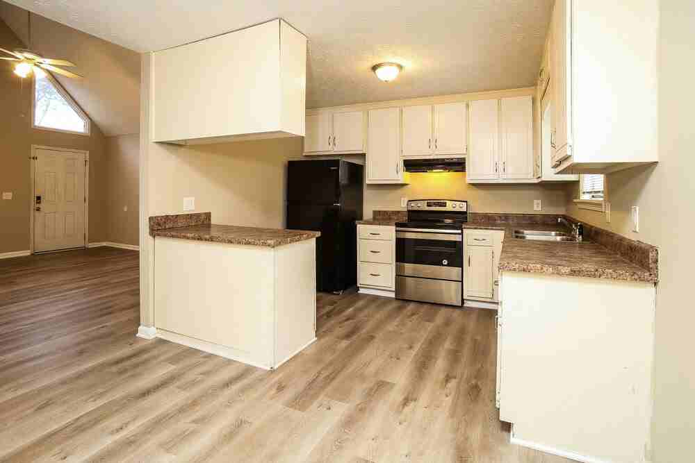 2597 Carol Cir - Photo 7 of 19