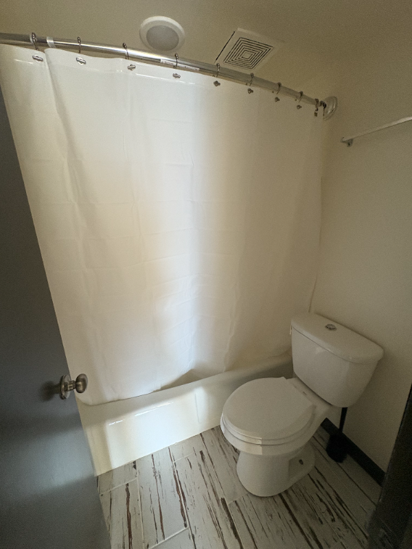 127 Southeast #34 - Photo 7 of 8