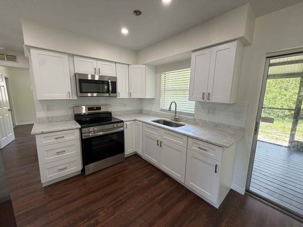 4454 Whitetail Ln - Photo 2 of 11