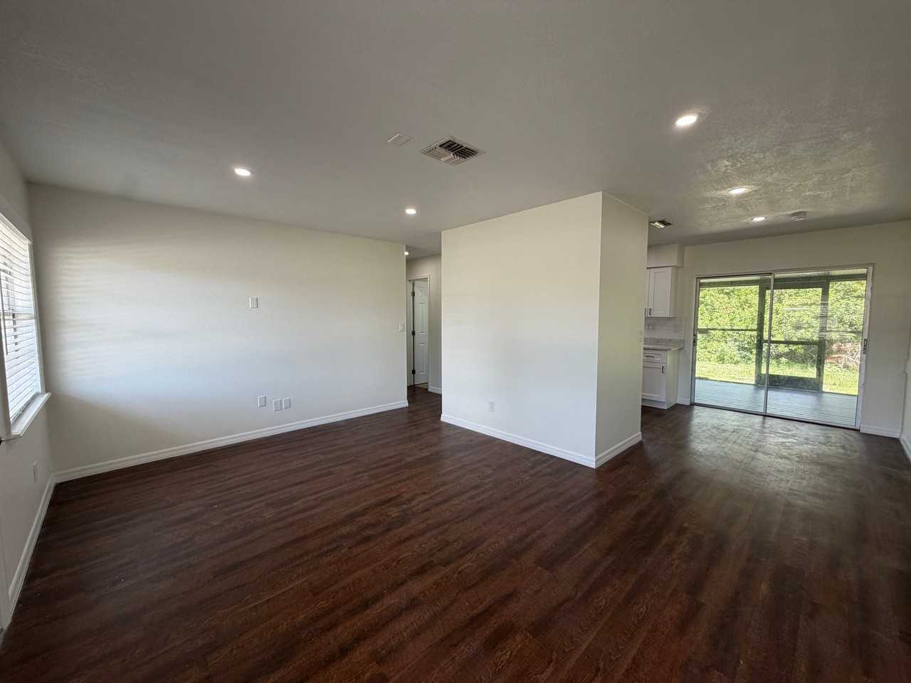 4454 Whitetail Ln - Photo 5 of 11