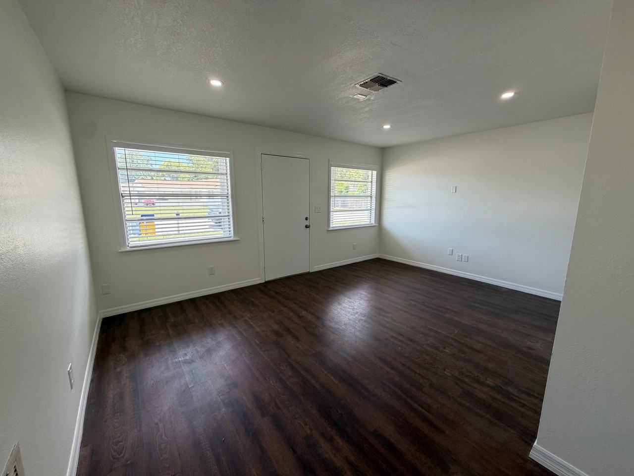 4454 Whitetail Ln - Photo 6 of 11