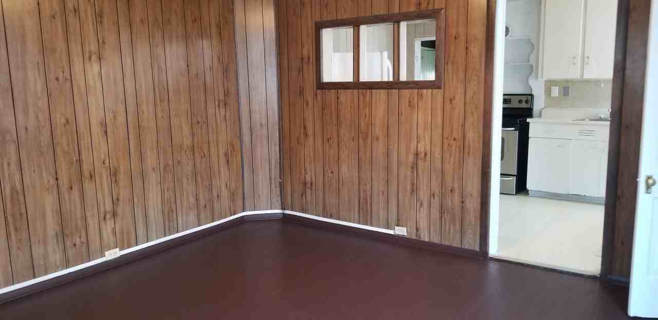 316 N Maple Ave - Photo 4 of 10