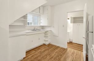 featured image of 606 E Orange Ave #1