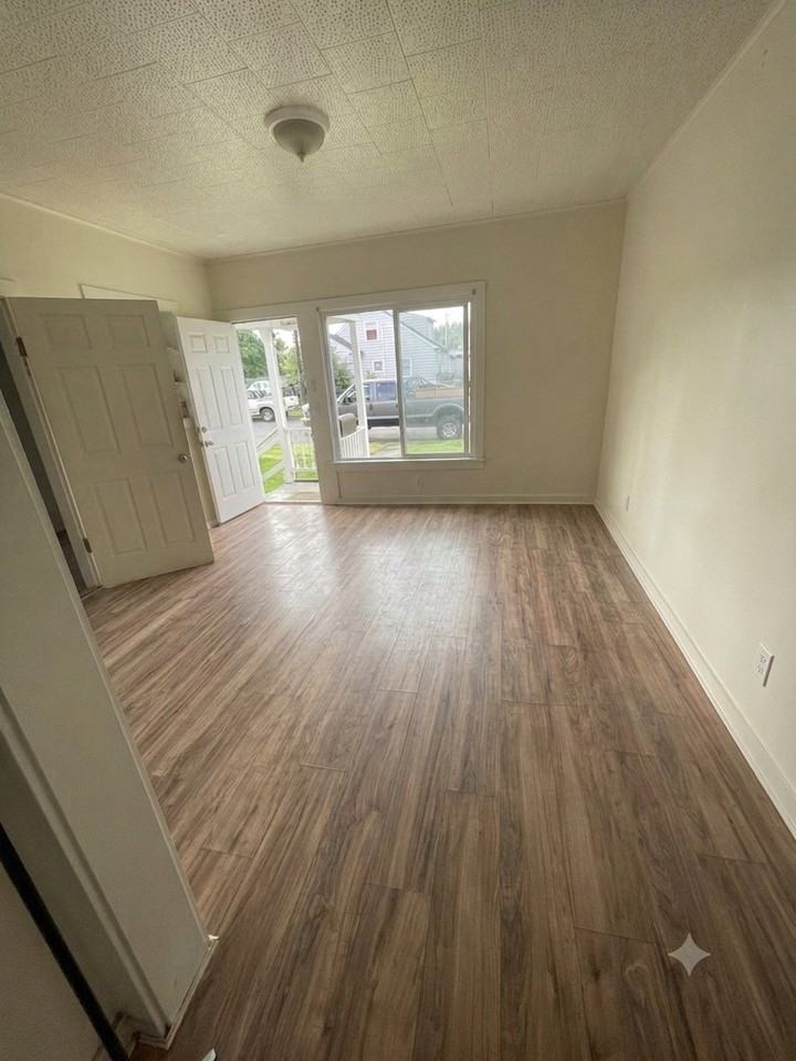 606 E Orange Ave #1 - Photo 2 of 4