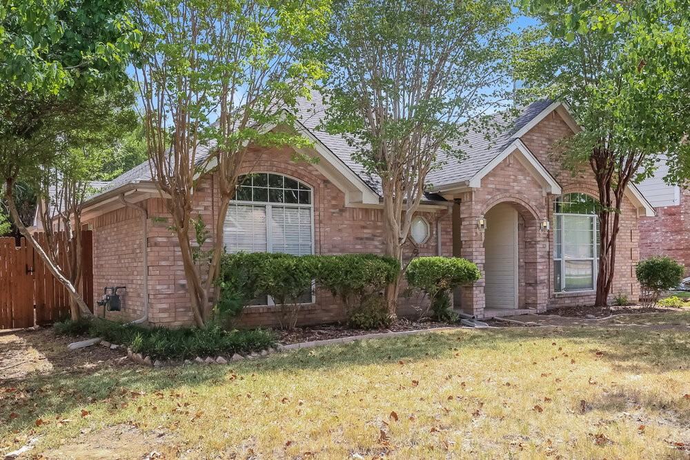 863 Sonora Ln - Photo 4 of 17