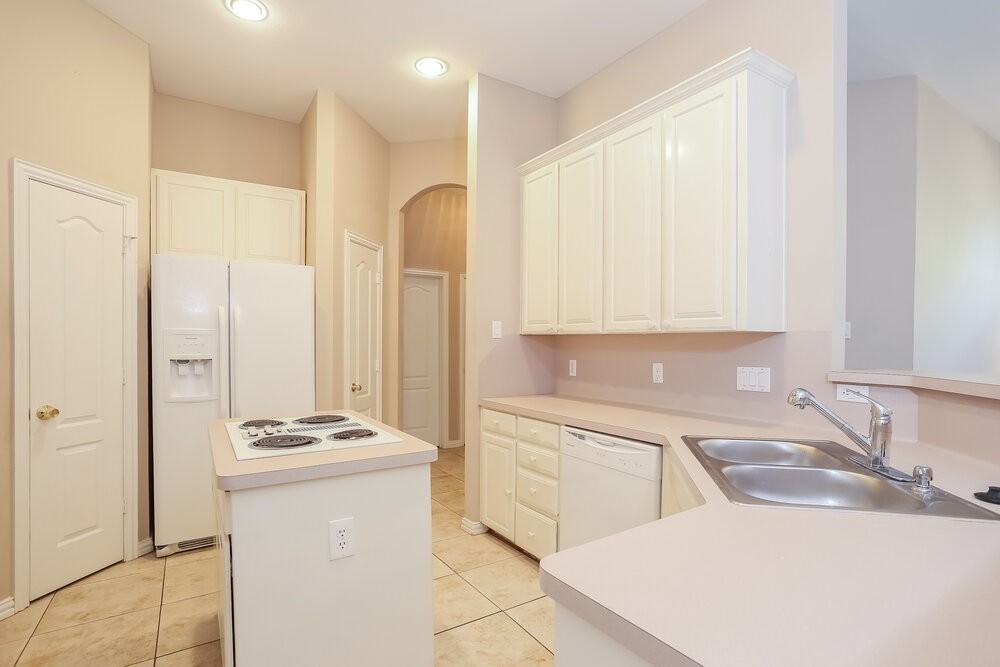 863 Sonora Ln - Photo 7 of 17