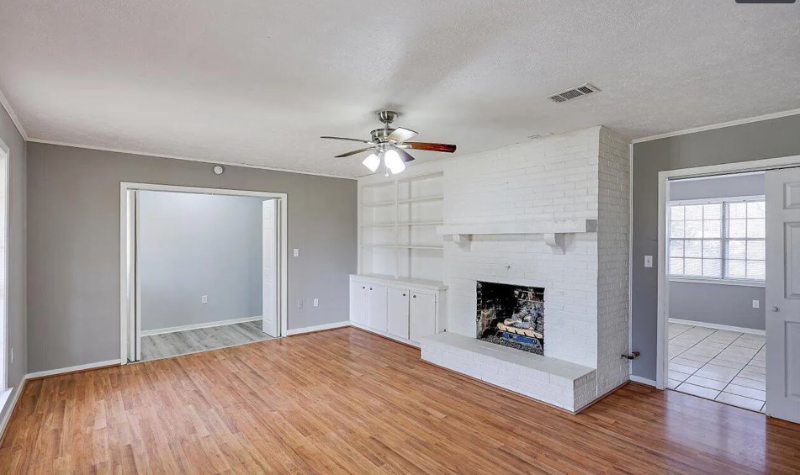 221 Pecan Hill Dr - Photo 4 of 15