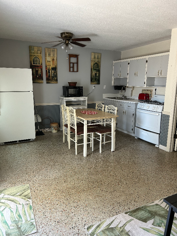 9751 Fl #AA3 - Photo 2 of 5