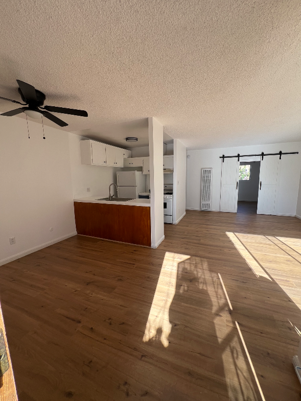 1542 Hi Point St #7
