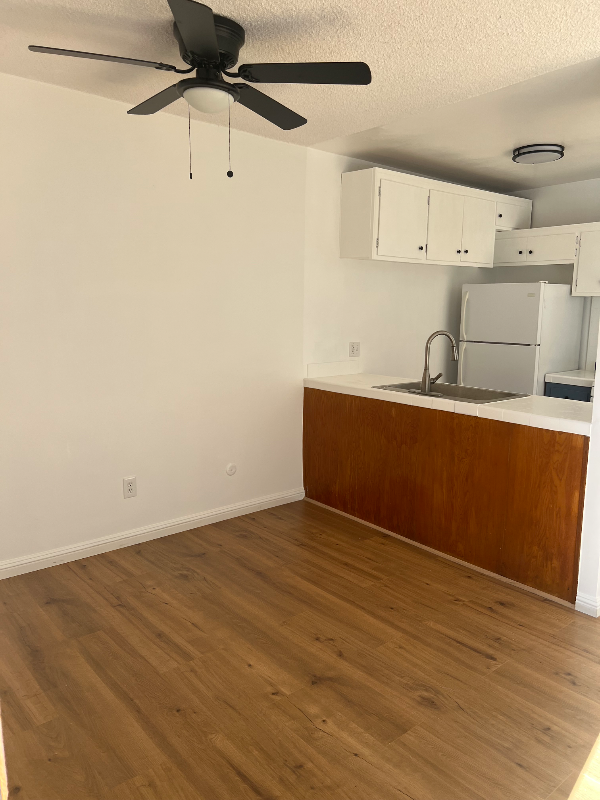 1542 Hi Point St #7 - Photo 2 of 15