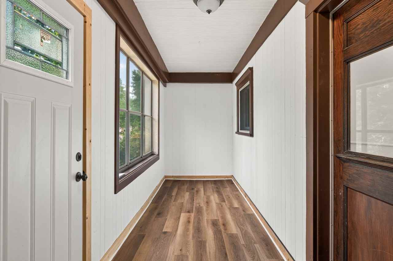 754 5th St E #1 - Photo 3 of 21