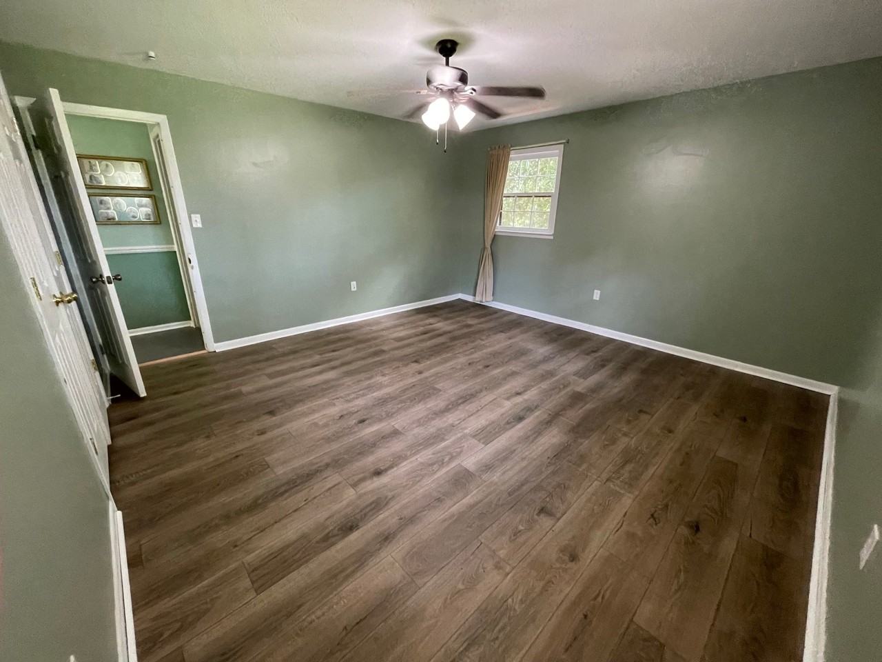 00 Eva Cullman - Photo 6 of 10