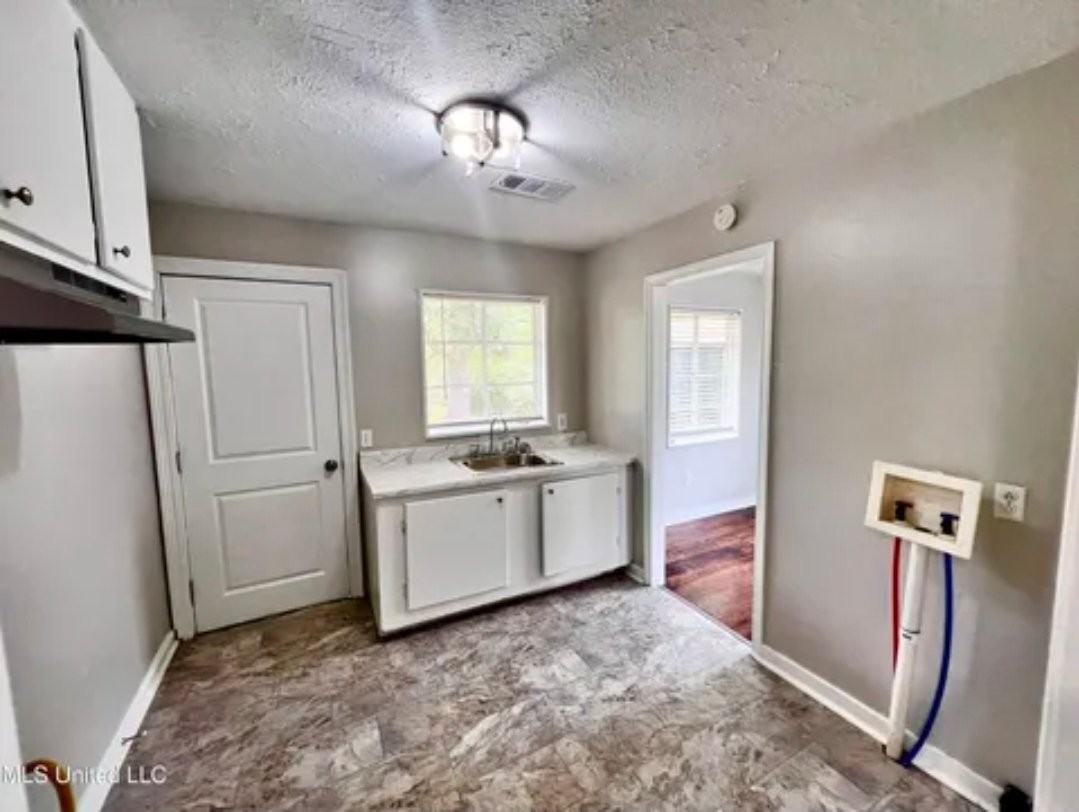 1311 Fernwood Dr - Photo 7 of 13