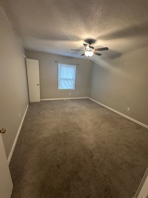 219 W Flower St #B2 - Photo 4 of 11