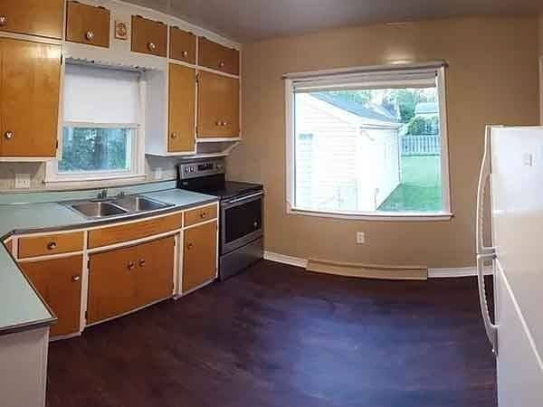 614 Samantha Ave - Photo 2 of 4