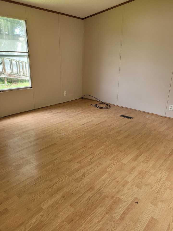 456 Petty St - Photo 2 of 5