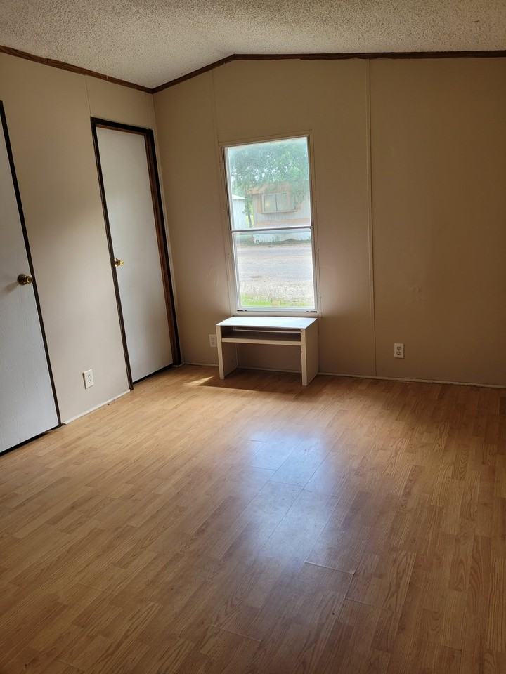 456 Petty St - Photo 4 of 5