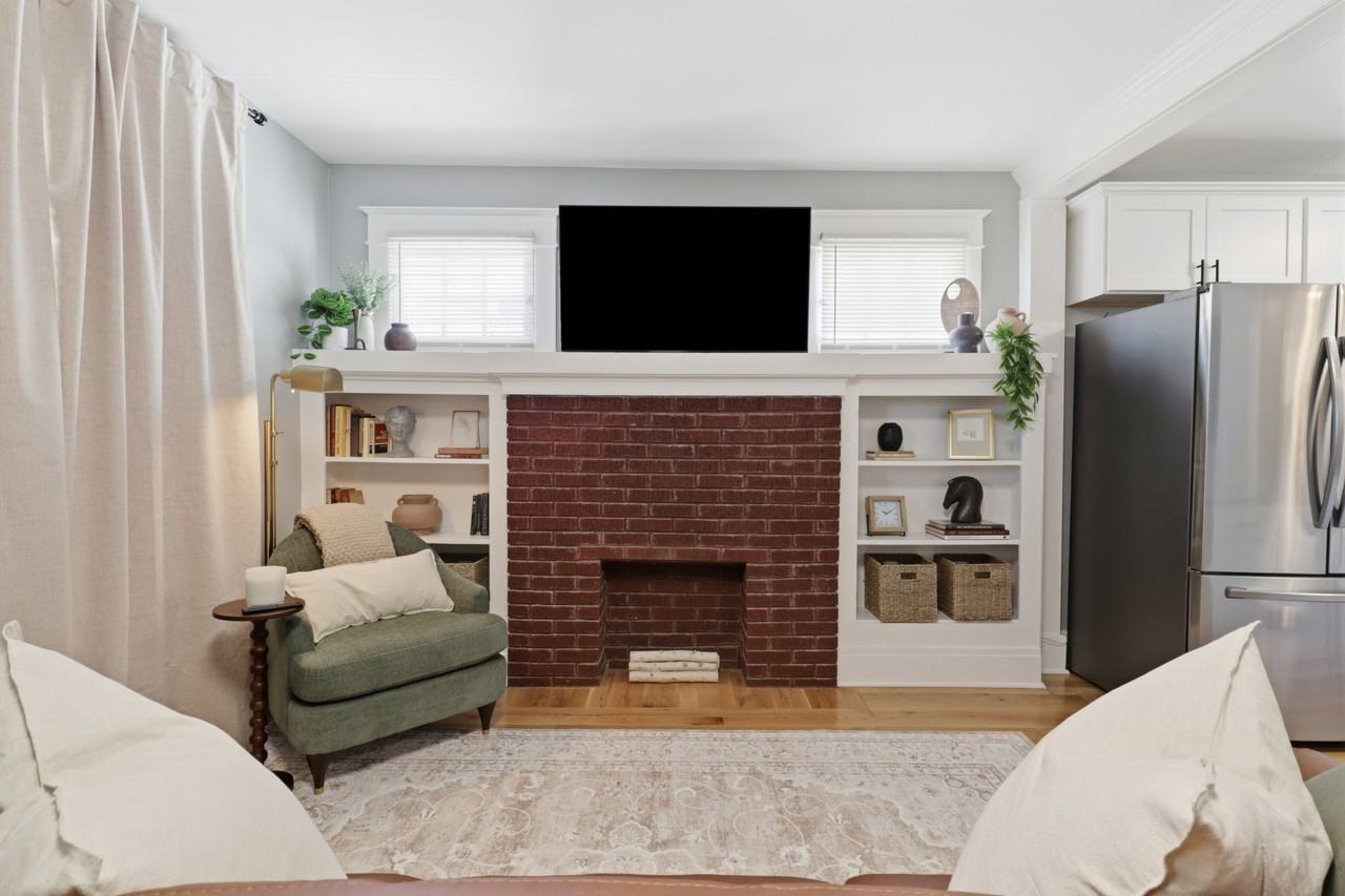 23 Norwalk Ave #2