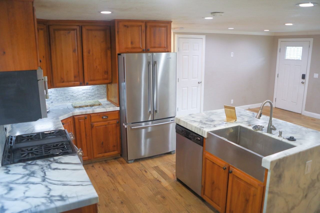 686 Es - Photo 5 of 28