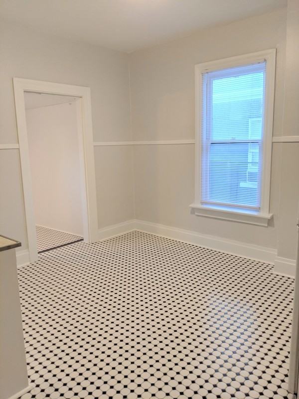418 E 1st Ave #1 - Photo 7 of 11