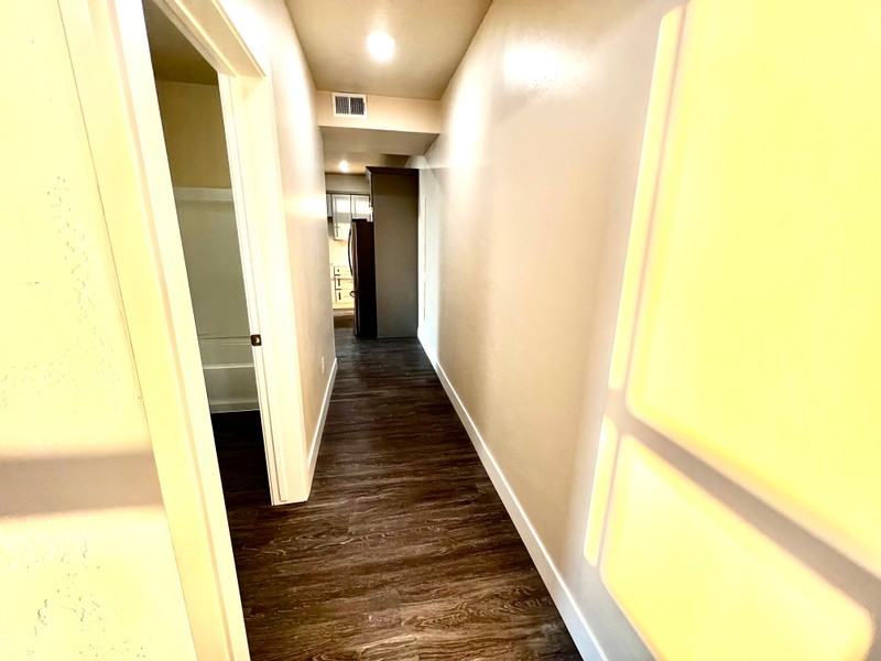 2101 N Main St #1 - Photo 6 of 13