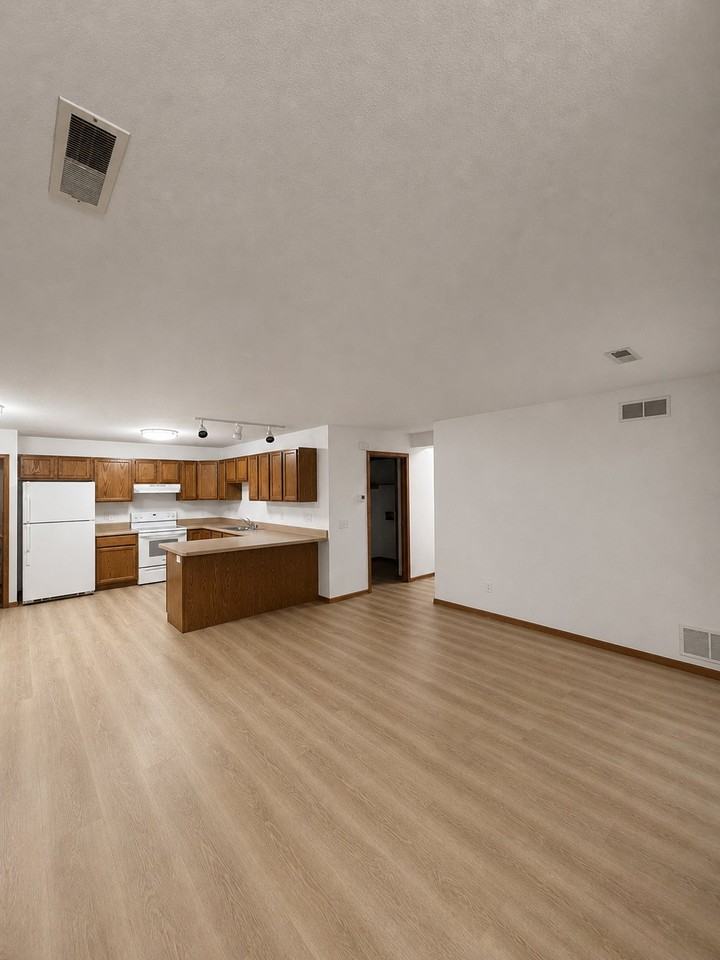601 Seminole Way #601 - Photo 6 of 24