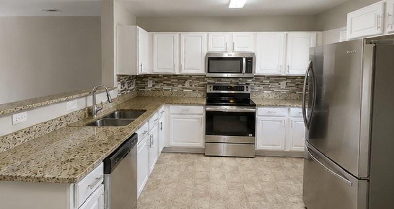 1403 Plexor Ln - Photo 2 of 10
