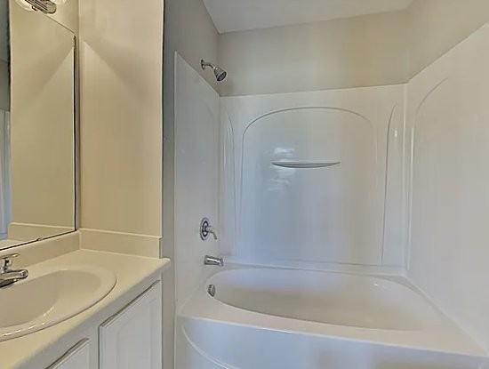 1403 Plexor Ln - Photo 7 of 10