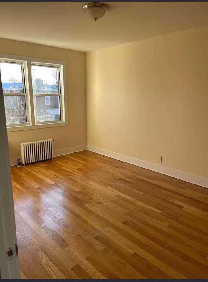 14446 69th Ave - Photo 6 of 12