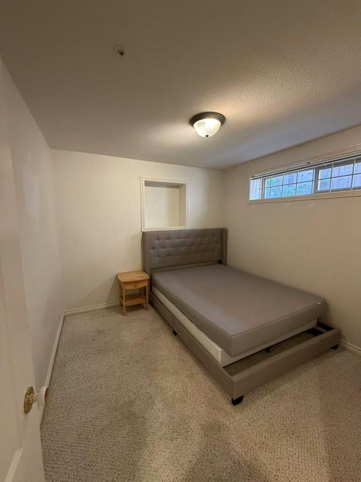 2333 West 20th Avenue - Photo 7 of 7
