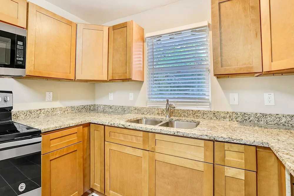 2285 Headland Dr - Photo 5 of 12