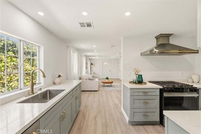 10607 Whitegate Ave - Photo 7 of 25