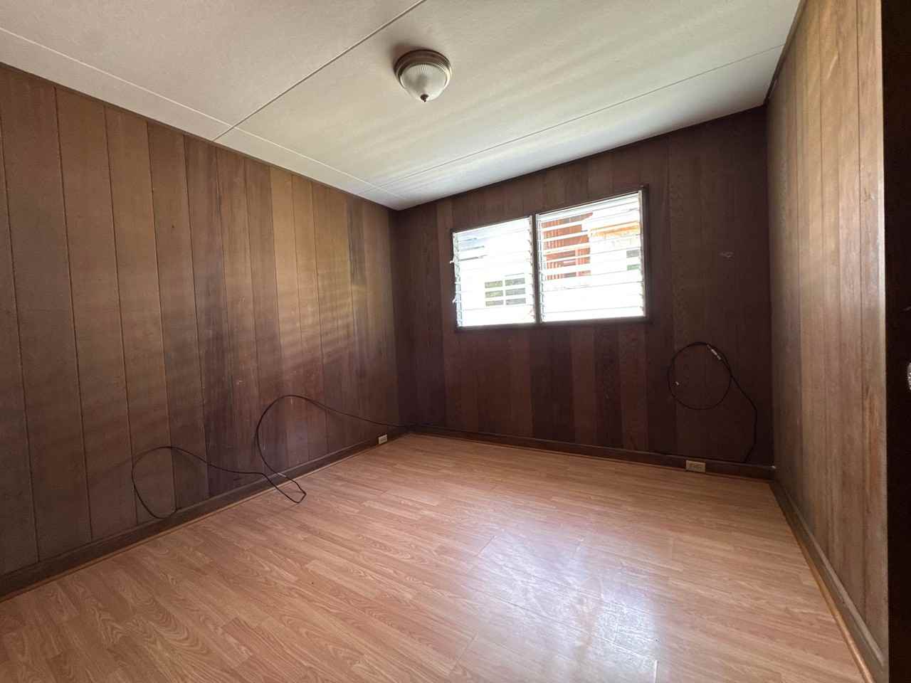 1581 Pahulu St - Photo 4 of 12
